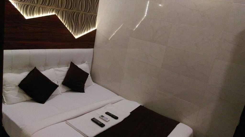 Hotel Palace Residency Bombay Extérieur photo
